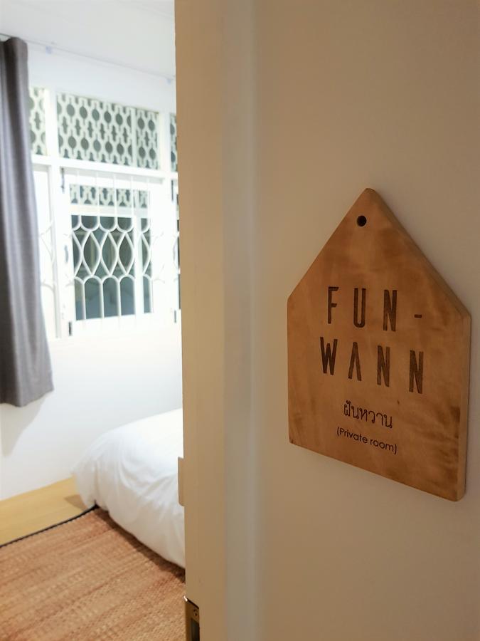 Simple To Sleep Hostel Bangkok Exterior foto